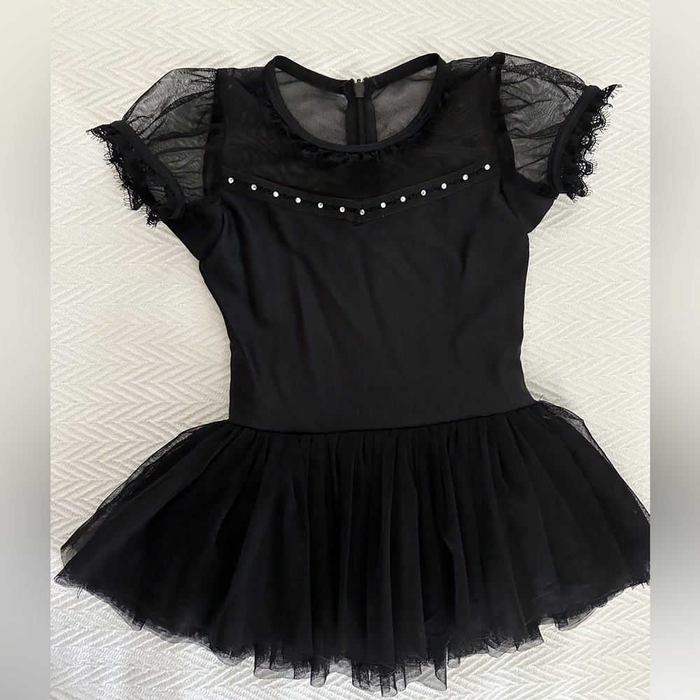 Dance leotard size 4-6t